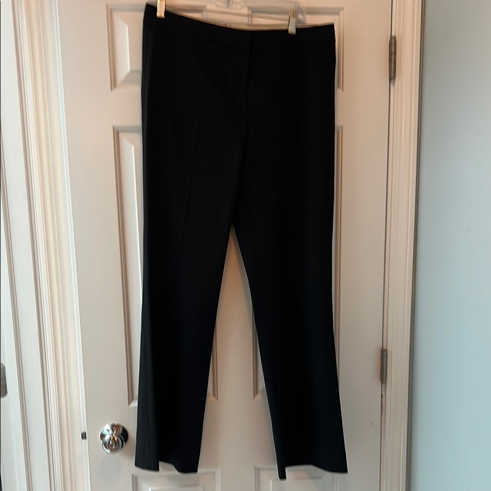 Elie Tahari Black Straight Leg Pants with Classic Fit